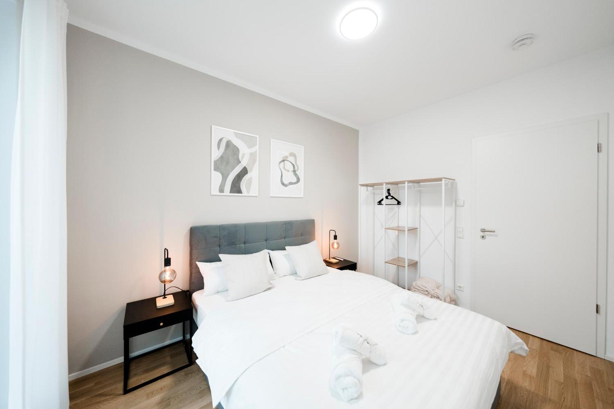 Kocasa-Apartments 01, City-Center Boeblingen, Stellplatz, Balkon, Waipu-Tv エクステリア 写真